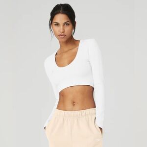 NWT Alo Yoga White Long Seamless Cropped Serene Top